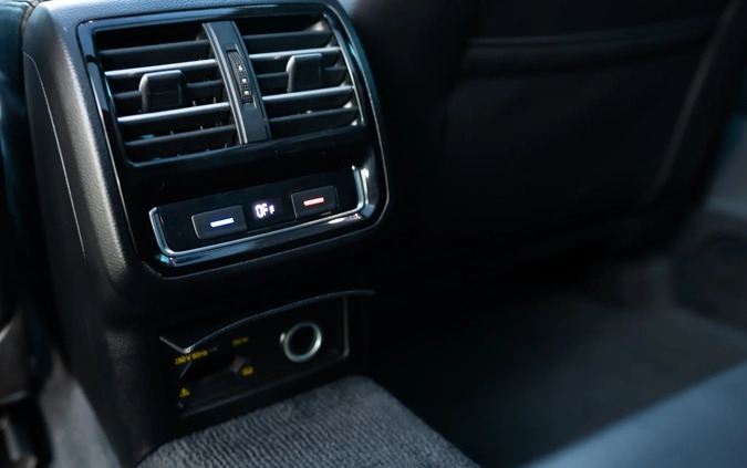 Volkswagen Passat cena 80000 przebieg: 163000, rok produkcji 2016 z Zduny małe 352